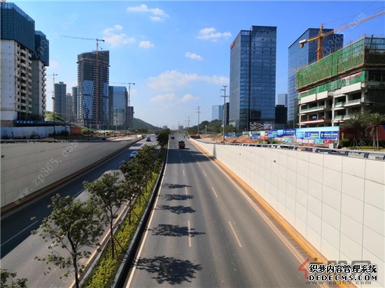 现代服务业聚集五象 智慧办公需求猛增